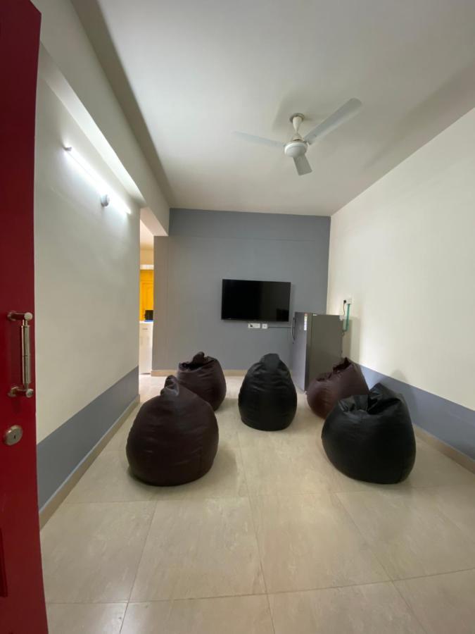 Rove By Boston Living Hostel