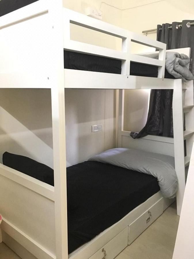 Rove By Boston Living Hostel *