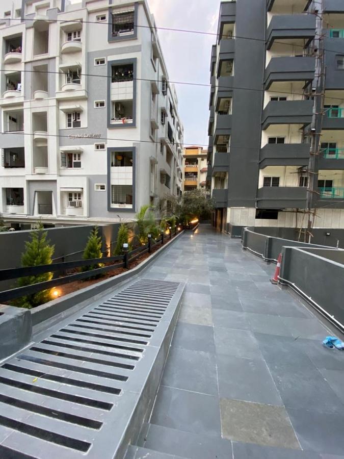 Rove By Boston Living Hostel *