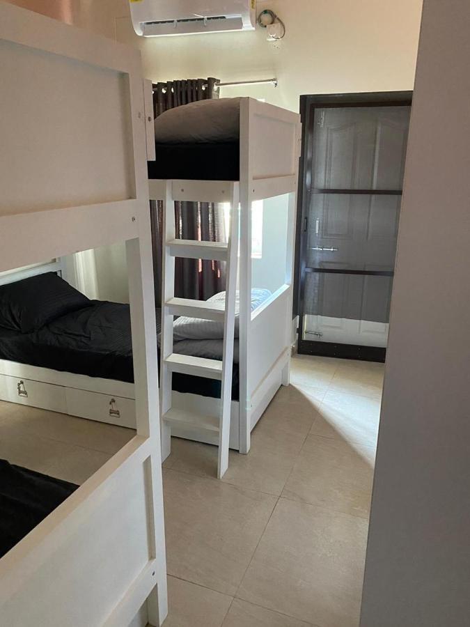 Rove By Boston Living Hostel *
